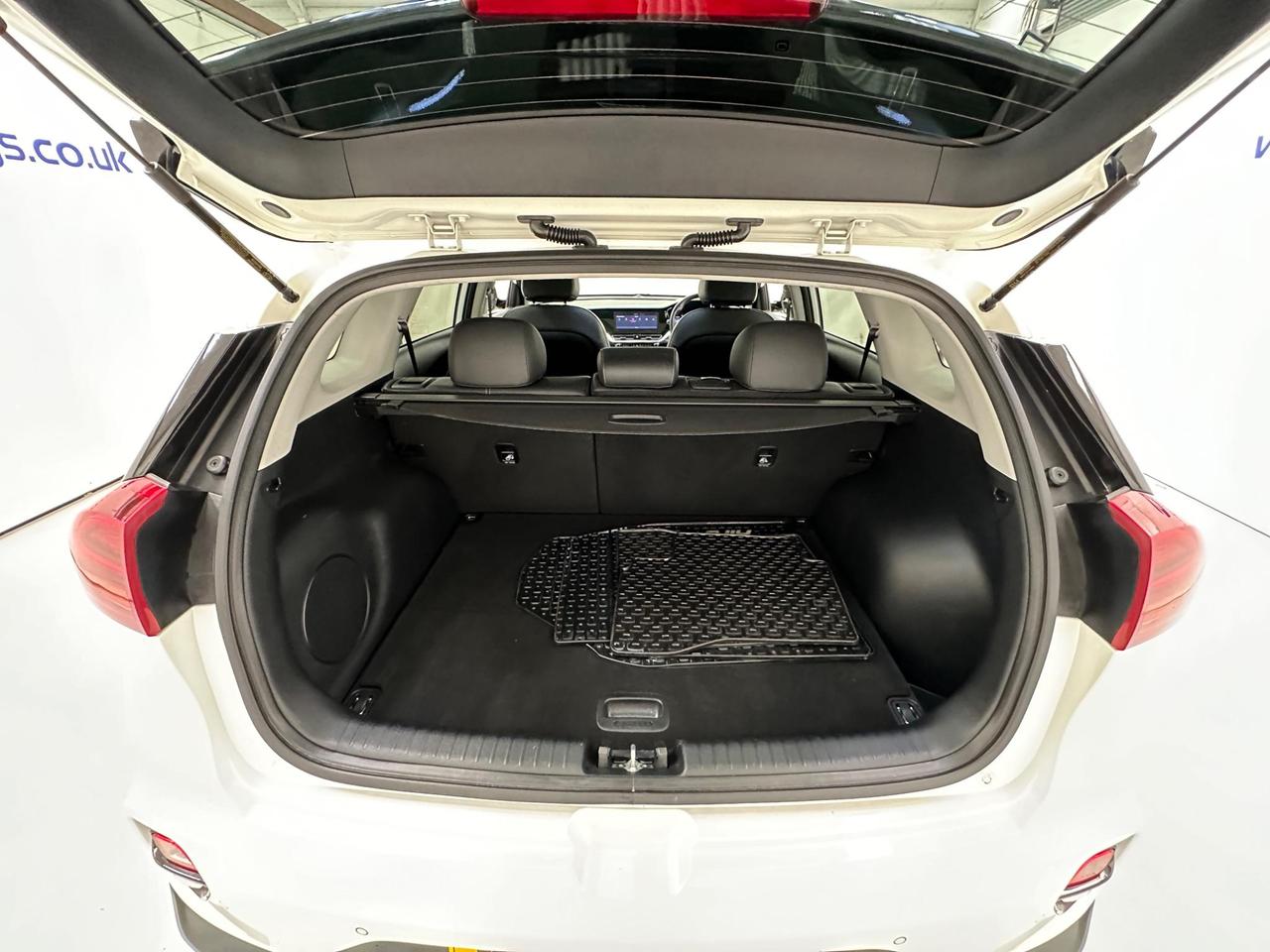 Kia Niro WN69JFA