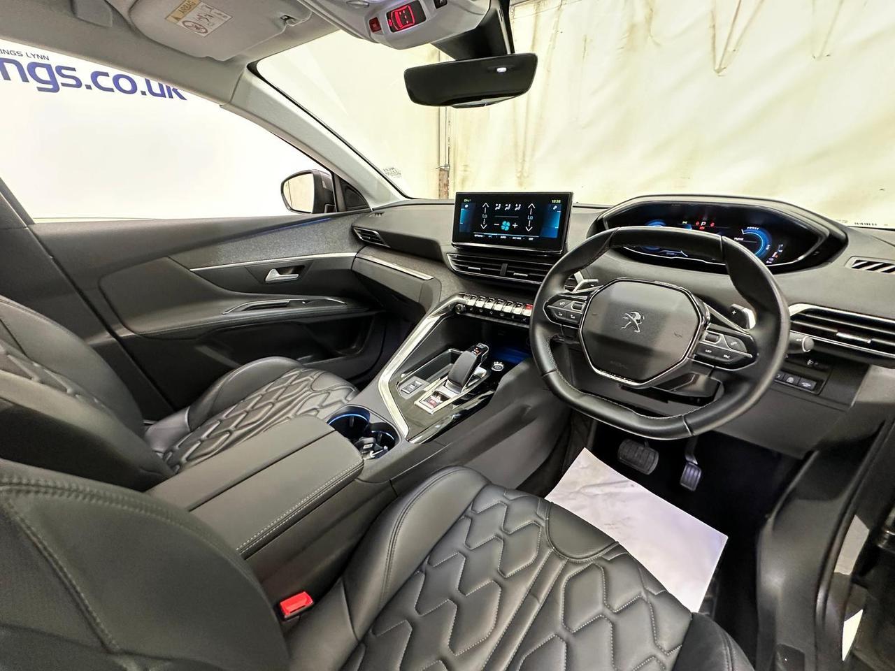 Peugeot 3008 VU71KBN