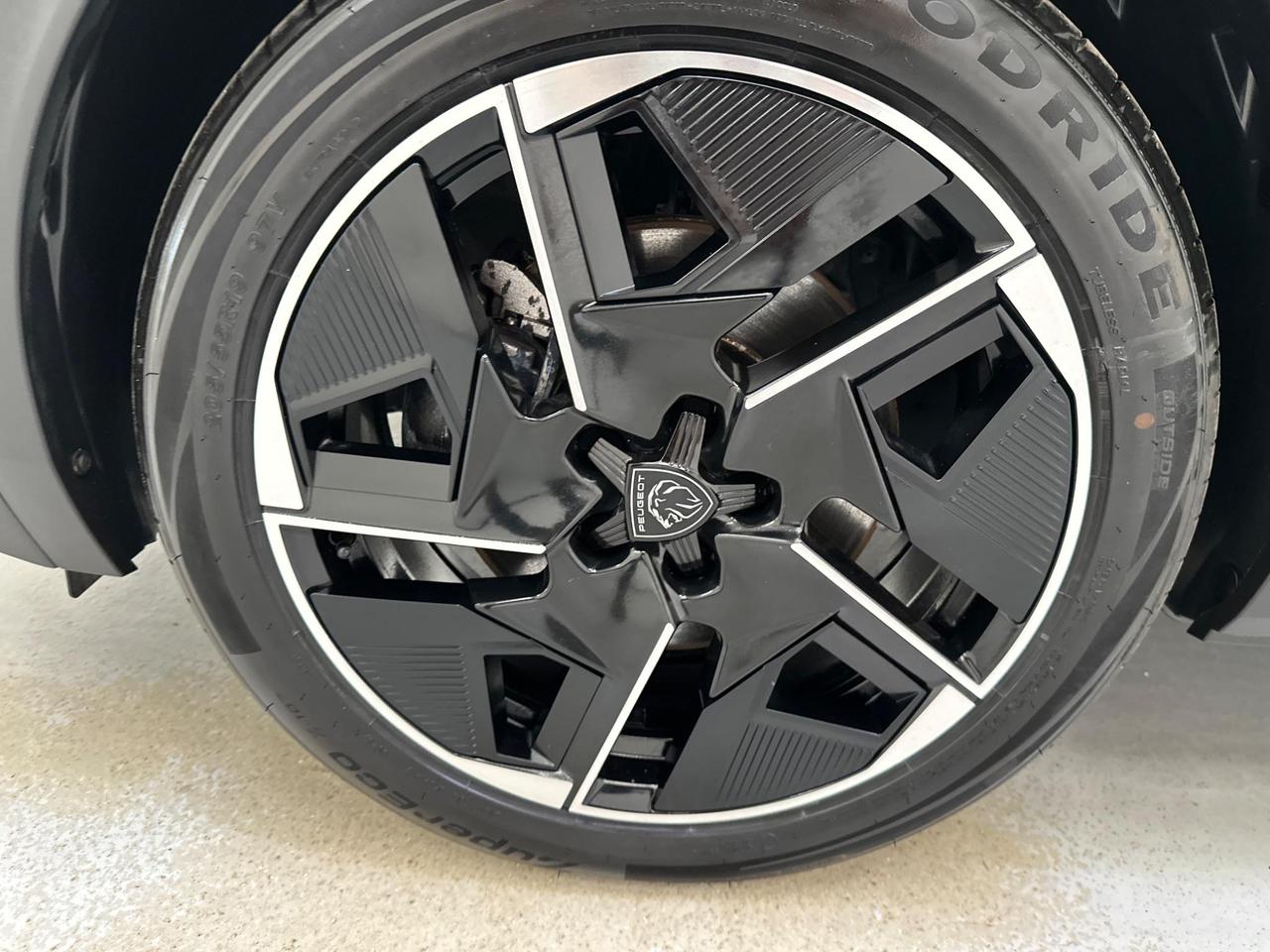 Peugeot 408 KE72WVB