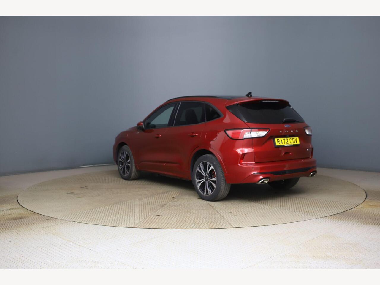 Ford Kuga RA72CDV