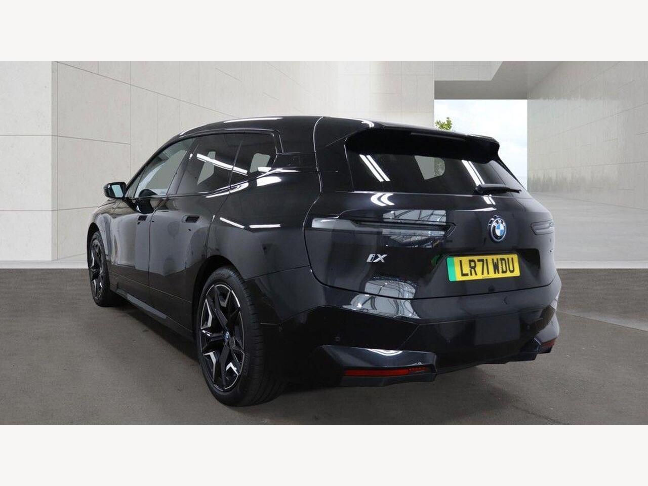 BMW iX LR71WDU
