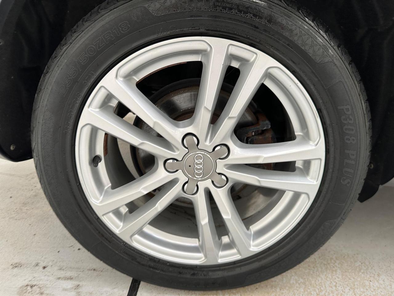 Audi Q3 CE68GWY