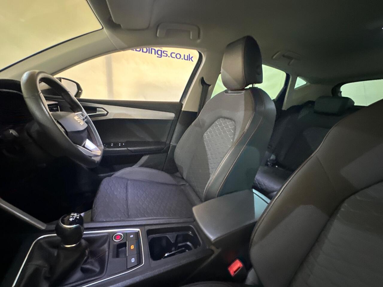 SEAT Leon PX70XZD