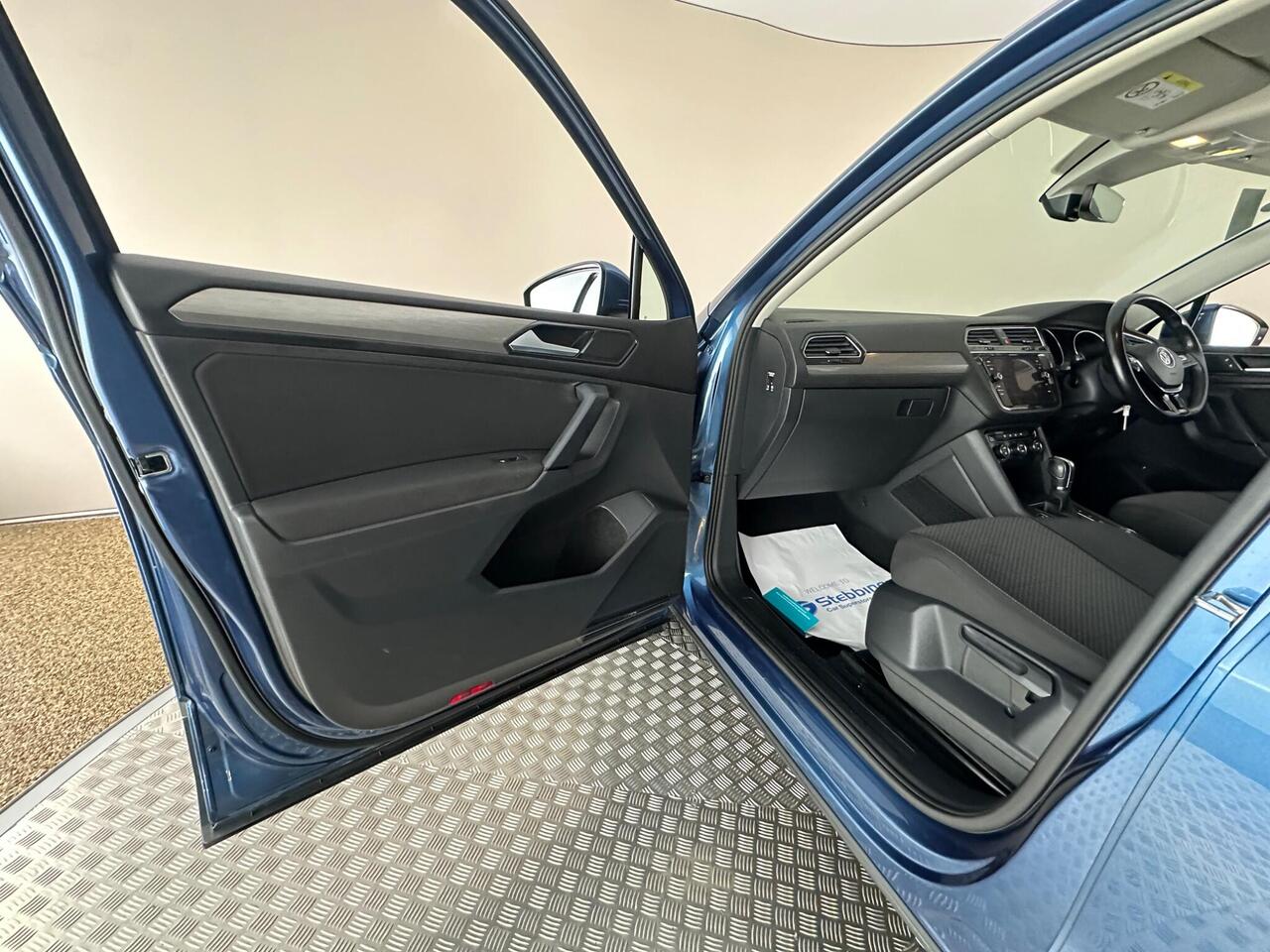 Volkswagen Tiguan Allspace AO68KHD