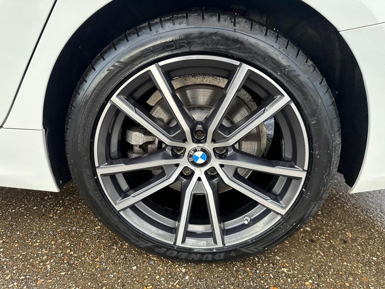 BMW 3 Series AP21OCO