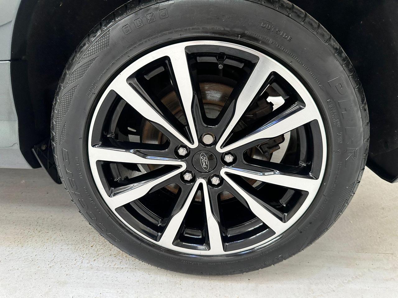 Ford Kuga AY17NRV