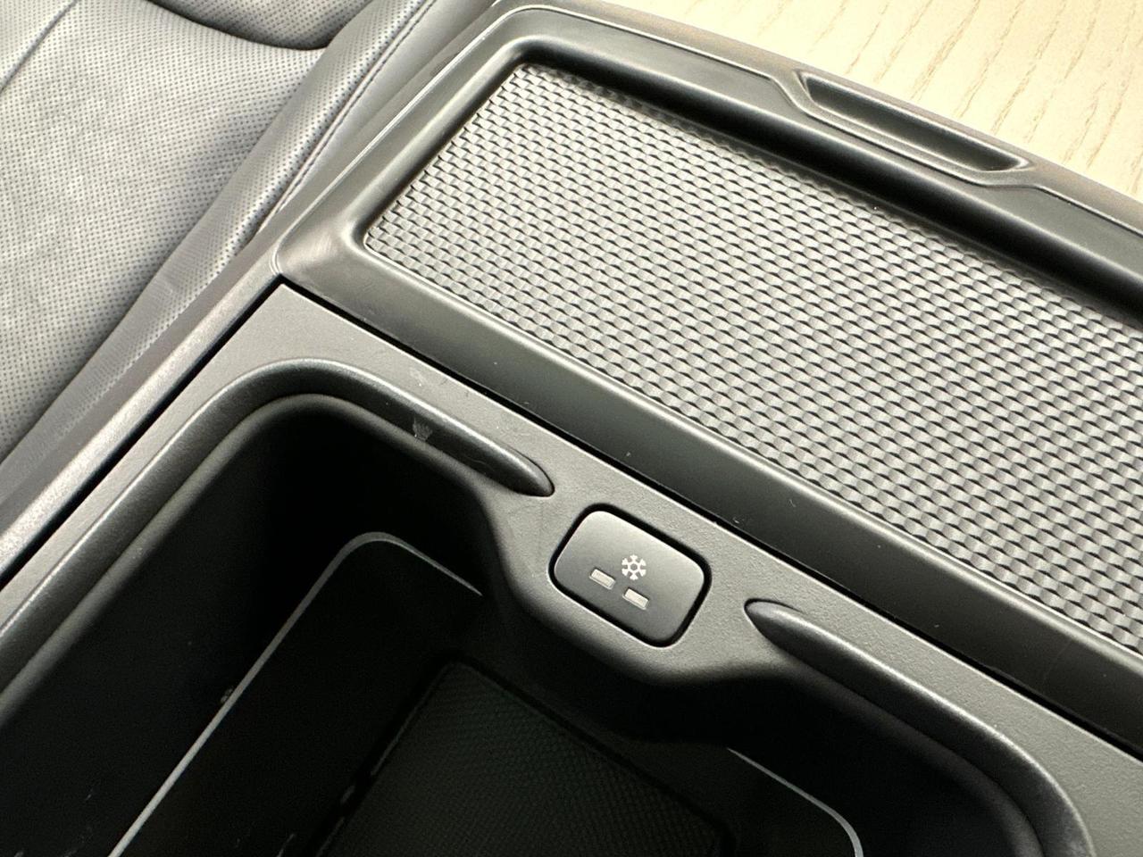 Land Rover Range Rover AK23XWC