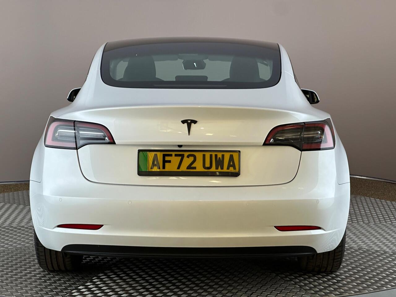 Tesla Model 3 AF72UWA