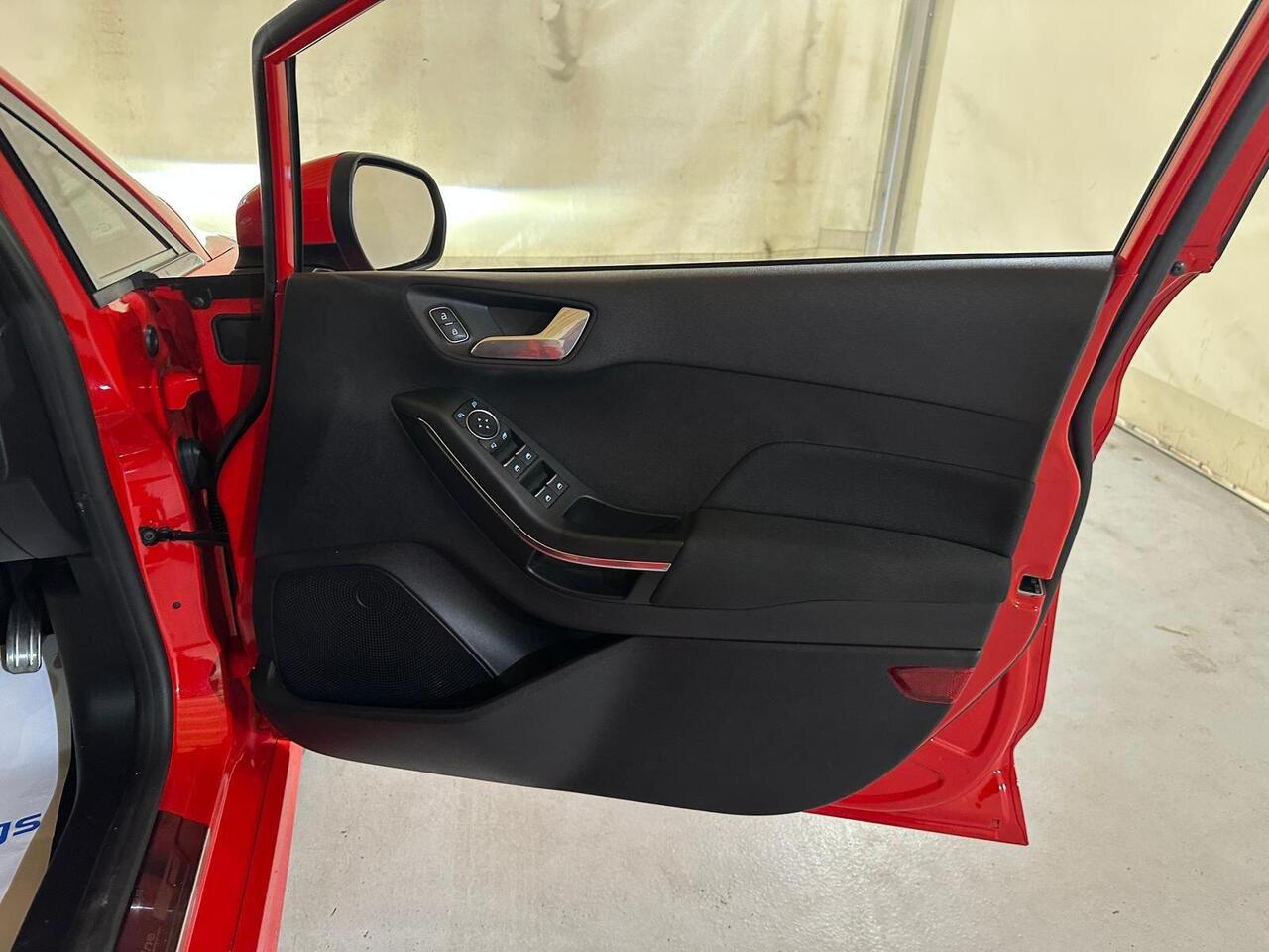 Ford Fiesta FG70XNT