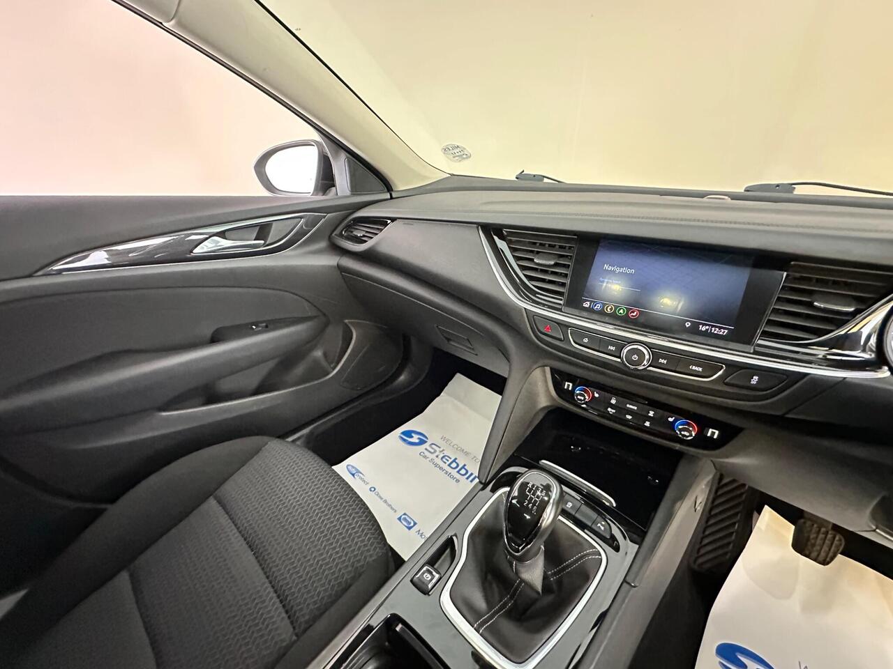 Vauxhall Insignia VK71ZPR