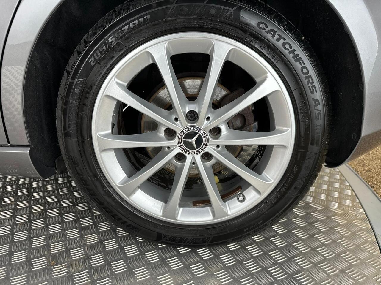 Mercedes-Benz A Class KS68KZH