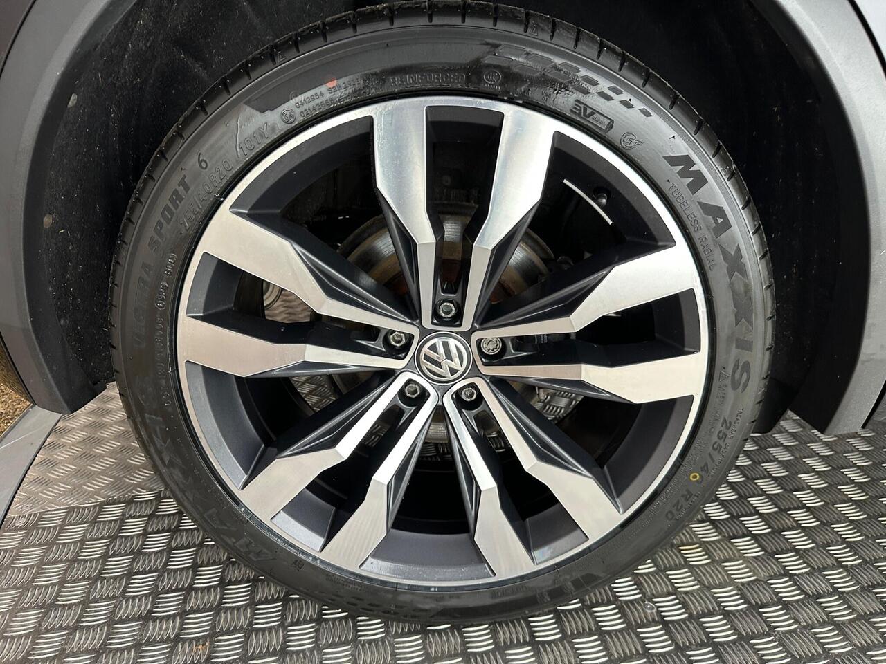 Volkswagen Tiguan DG70HVH