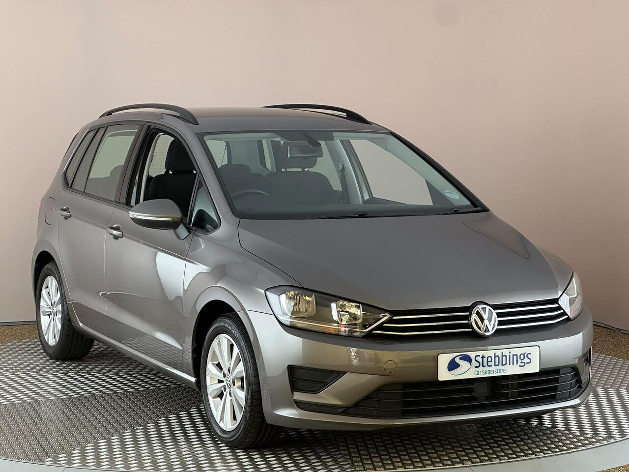 Volkswagen Golf SV GJ16KYG