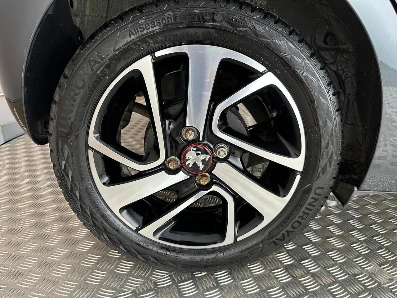 Peugeot 108 EX69XBU