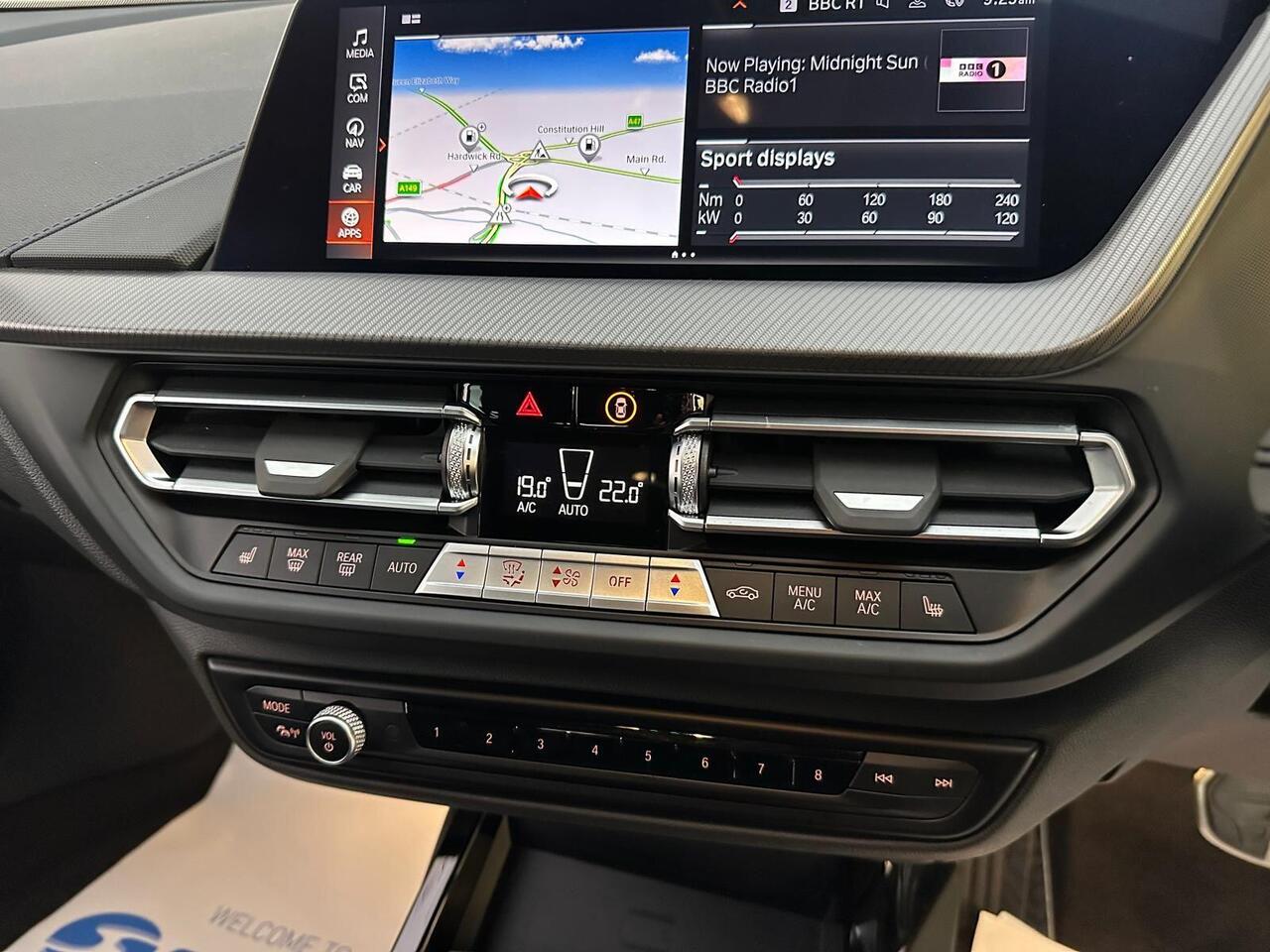 BMW 1 Series AY73LHJ