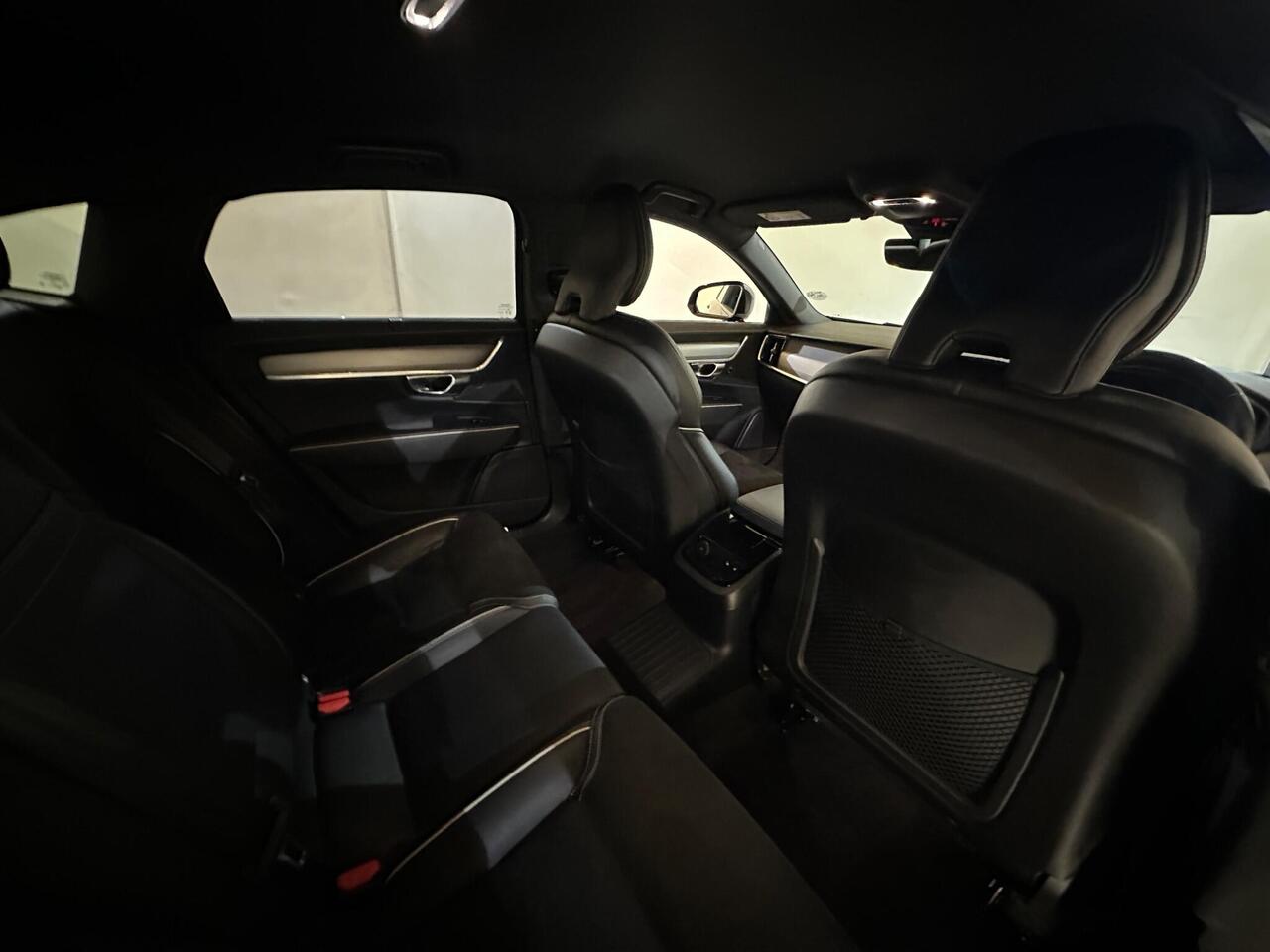 Volvo S90 YO21MJJ
