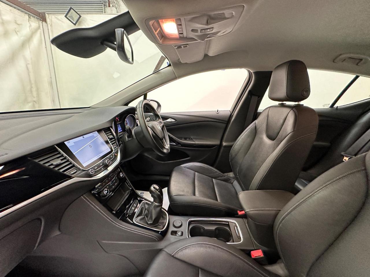 Vauxhall Astra VU68DFJ