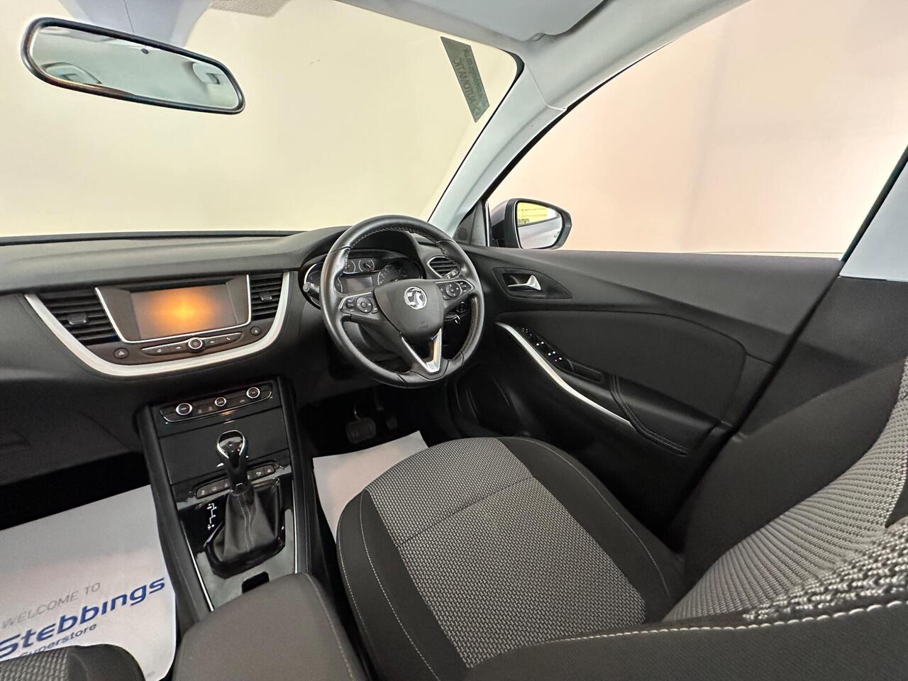 Vauxhall Grandland X SK68DMY
