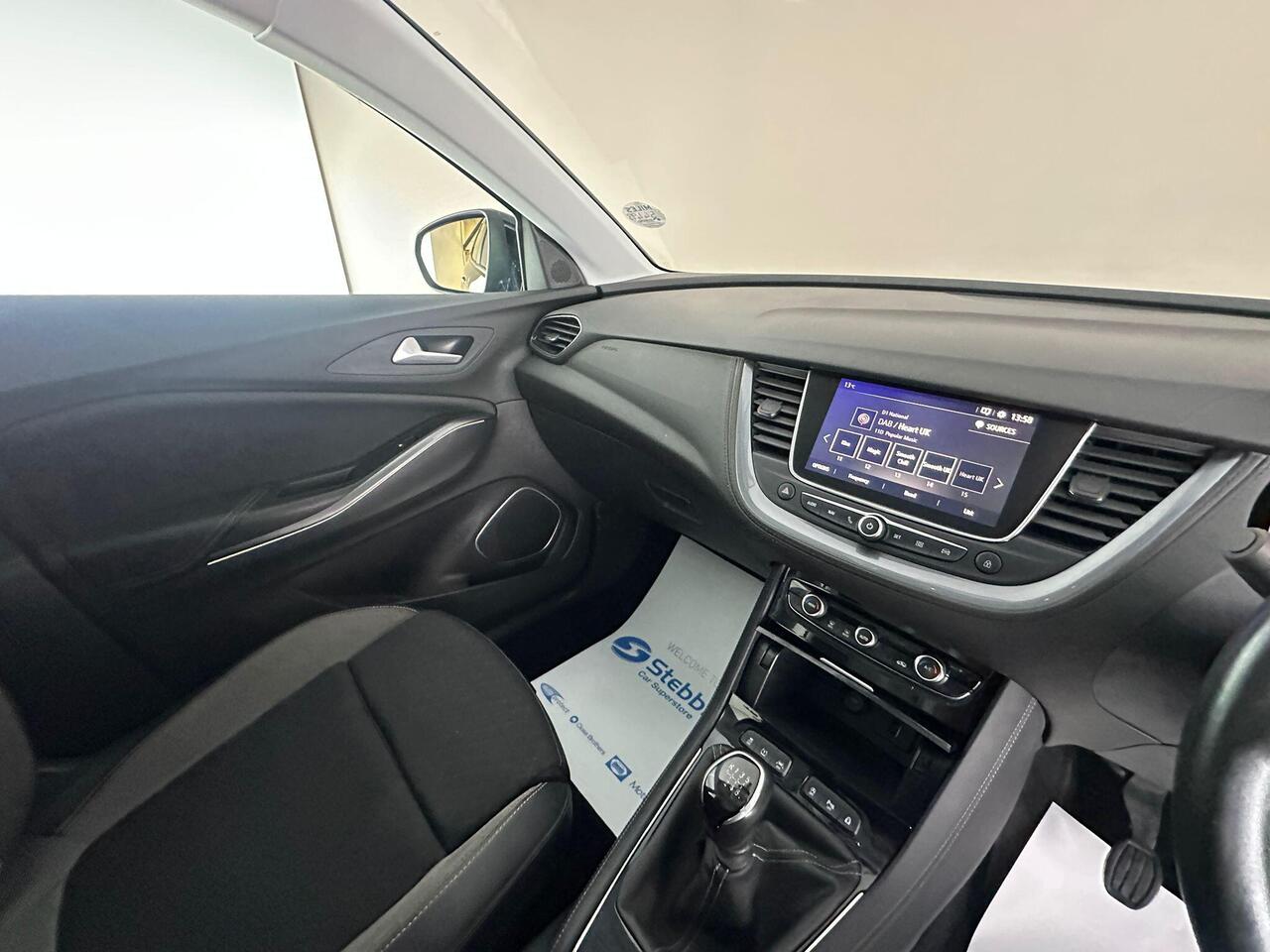 Vauxhall Grandland X BV68KKY