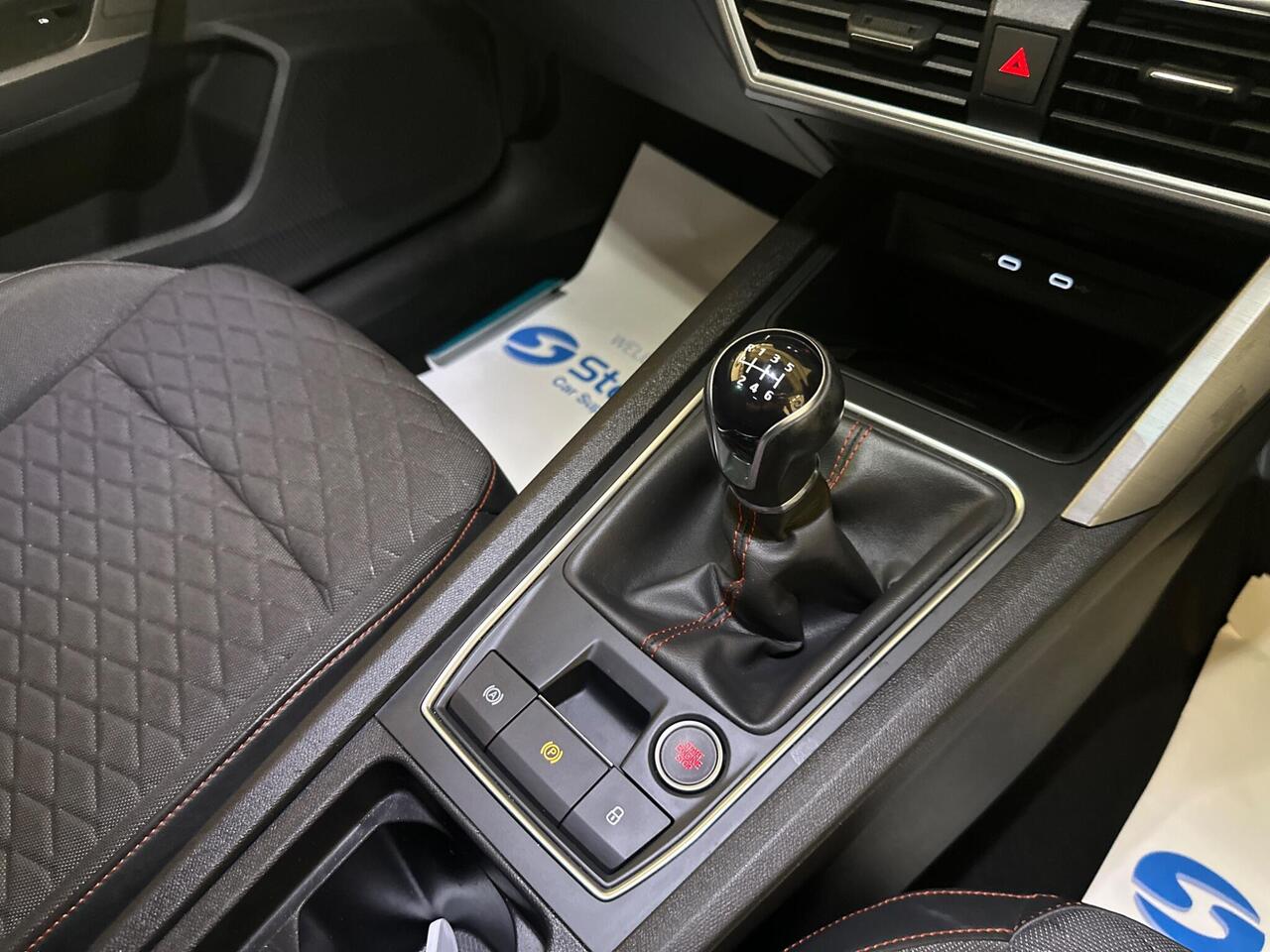 SEAT Leon PX70XZD