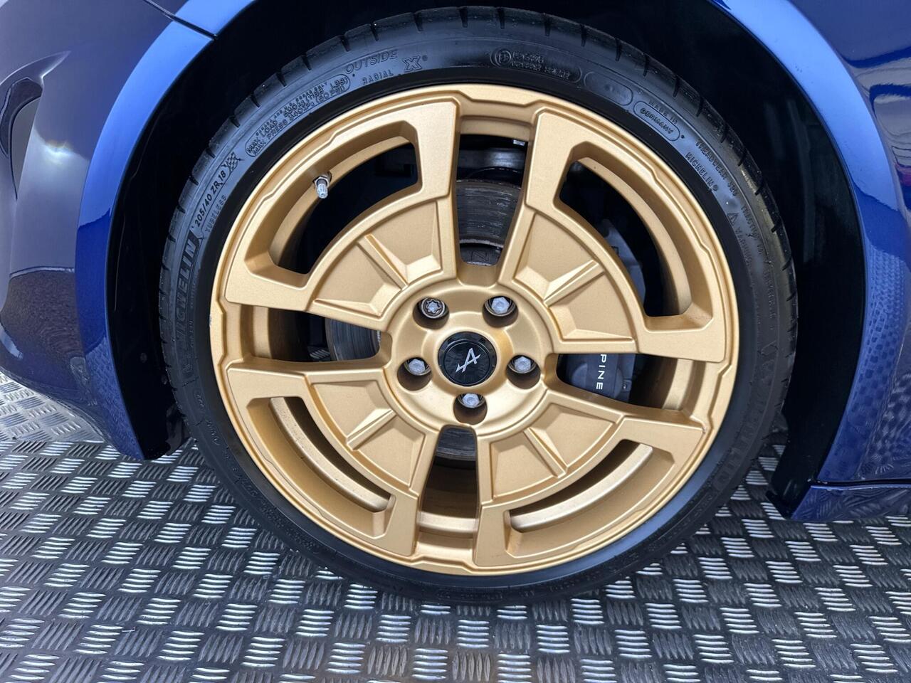 Alpine A110 GP71DAA