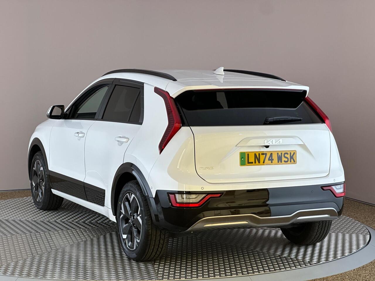 Kia Niro LN74WSK