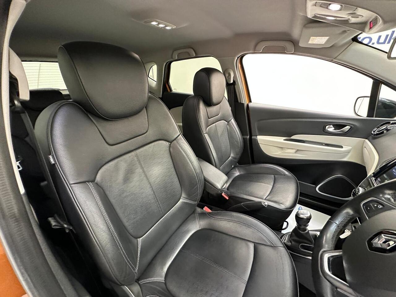 Renault Captur AU19SRZ