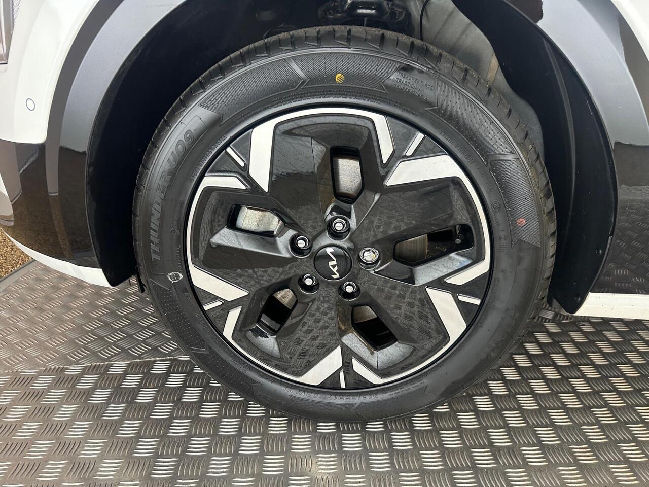 Kia Niro LN74WSK