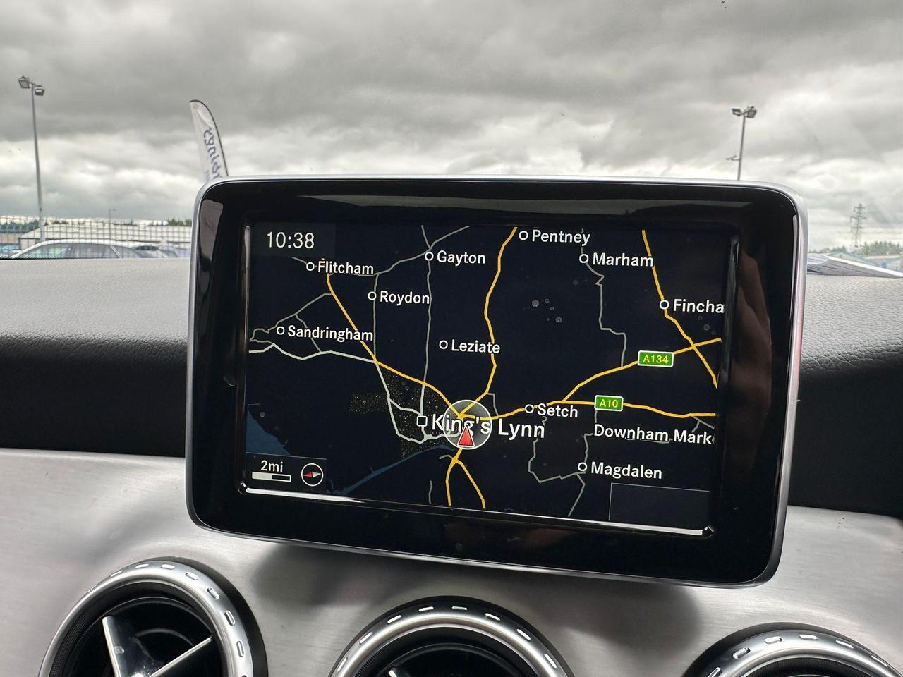 Mercedes-Benz GLA EY15HRN