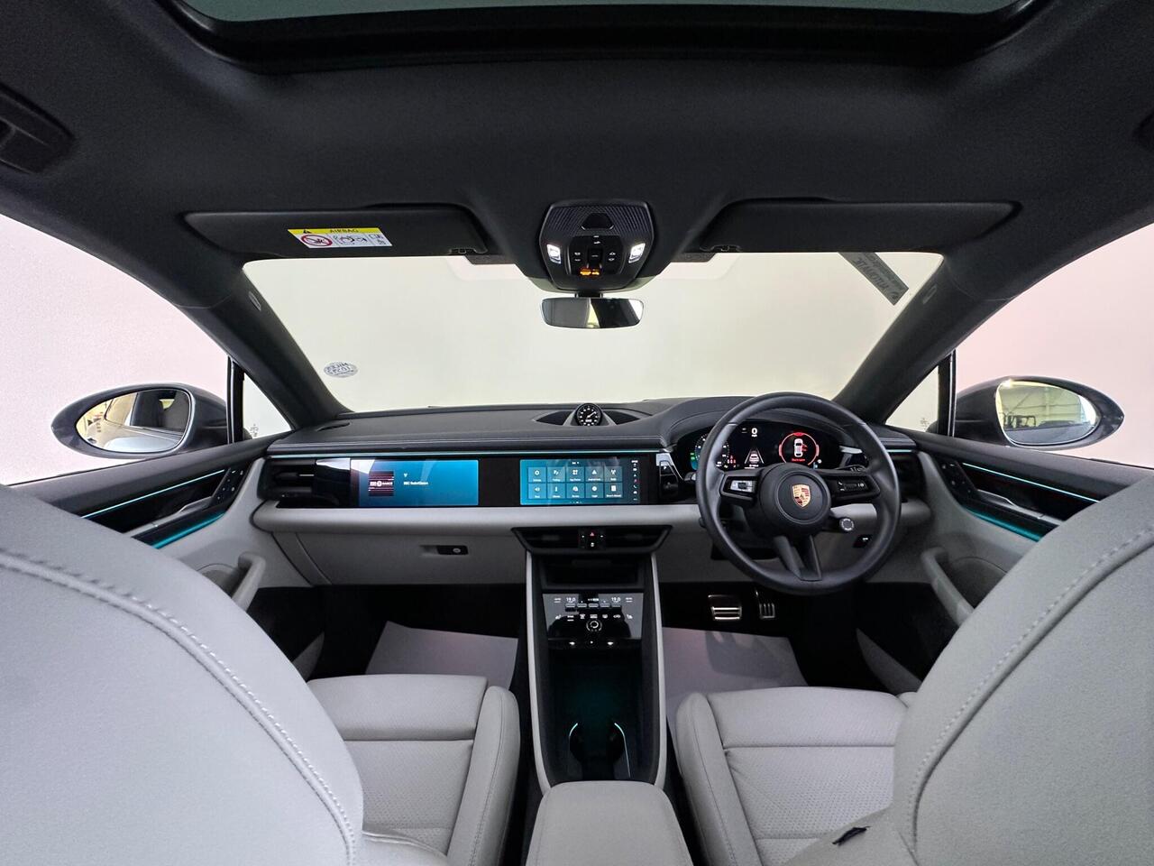 Porsche Macan AK74OLX