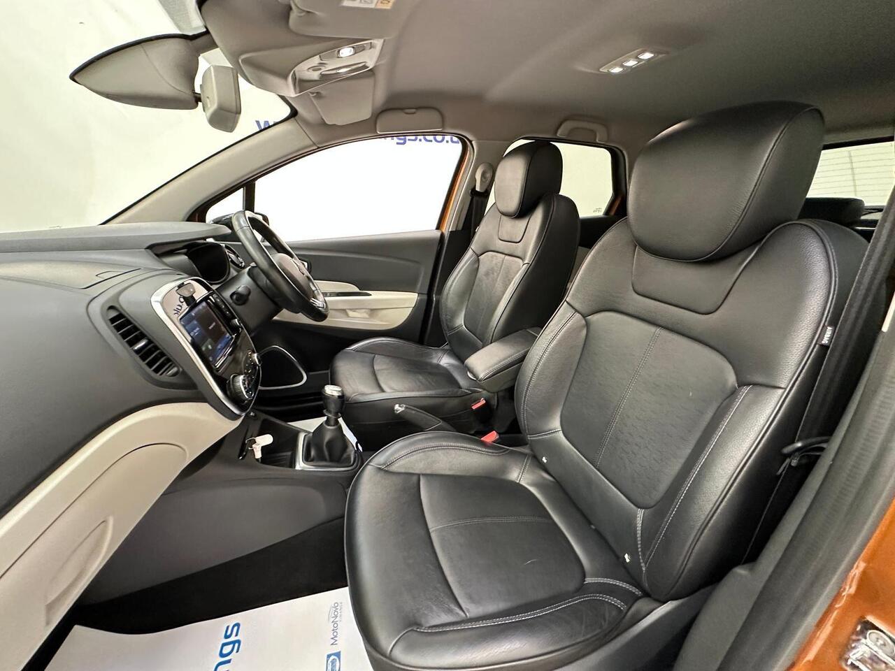 Renault Captur AU19SRZ