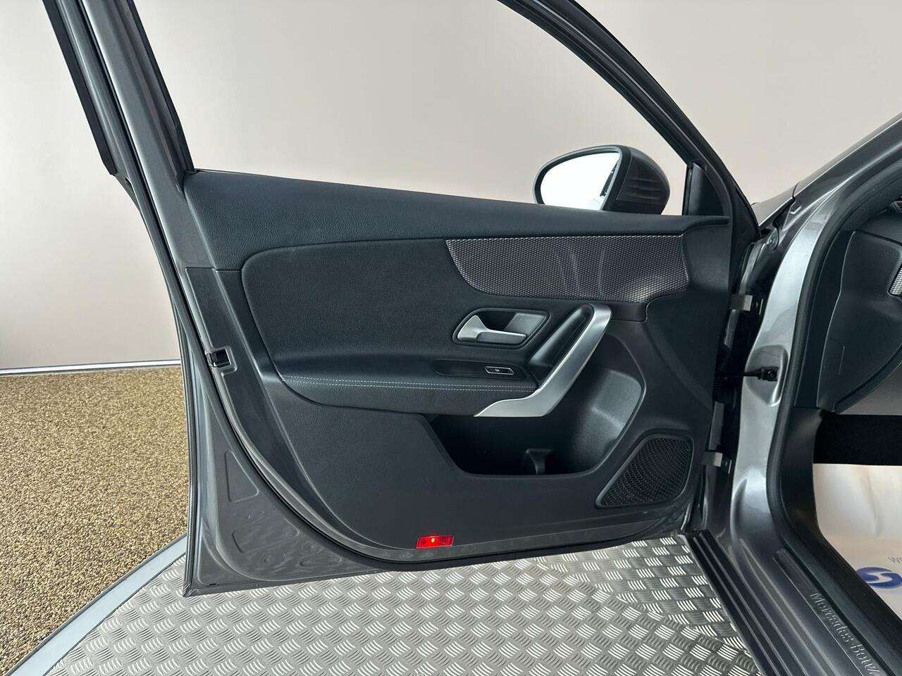 Mercedes-Benz A Class KS68KZH