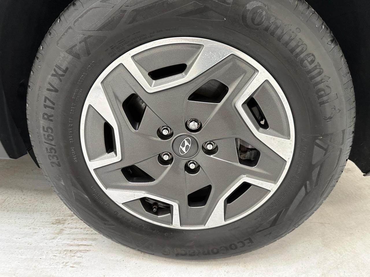 Hyundai Santa Fe DY72YEC