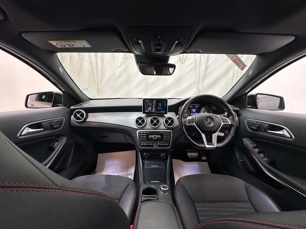 Mercedes-Benz GLA EY15HRN