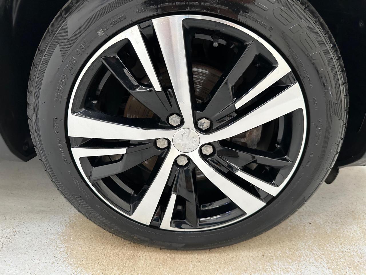 Peugeot 5008 SB71YGH