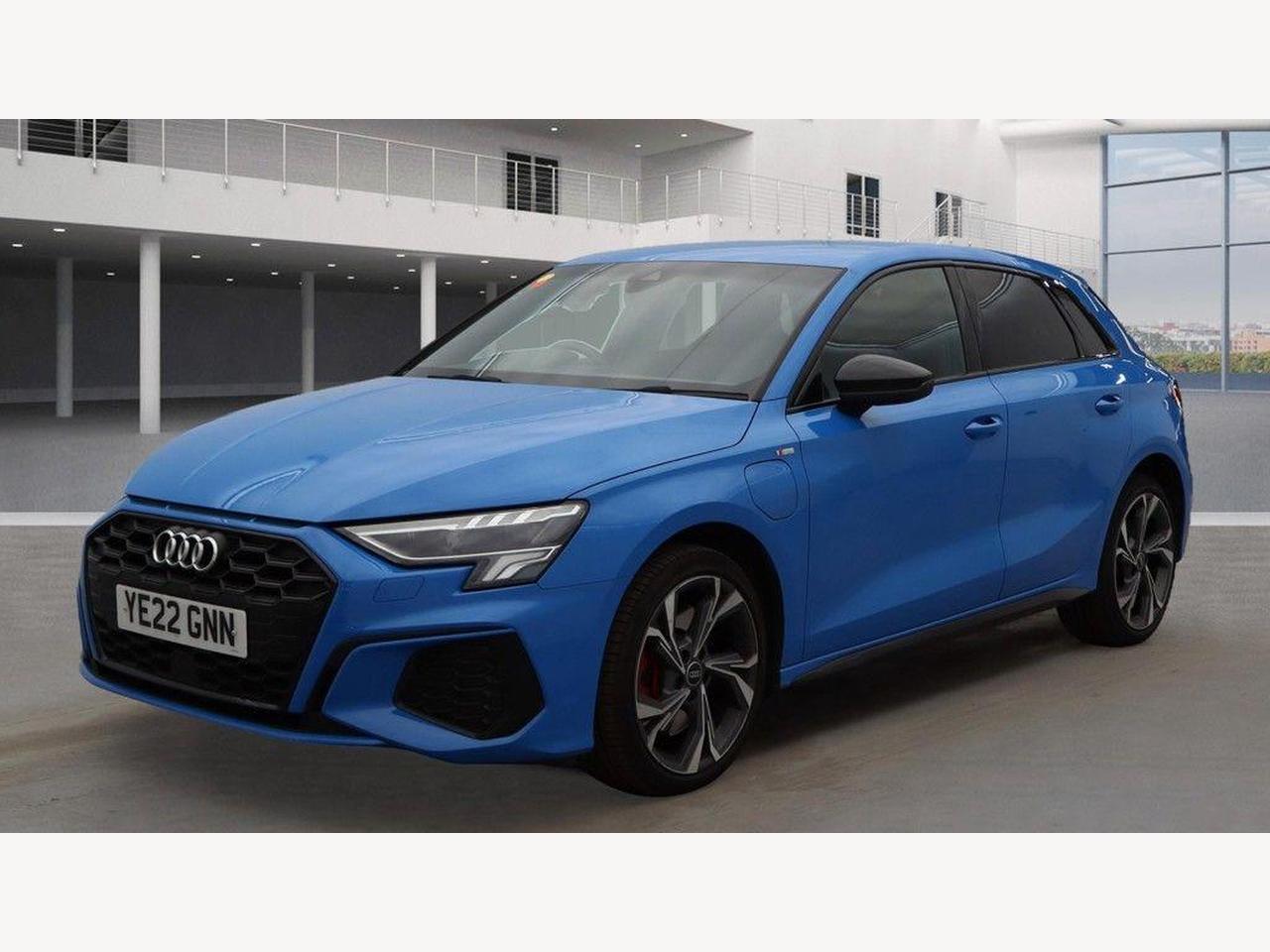 Audi A3 YE22GNN