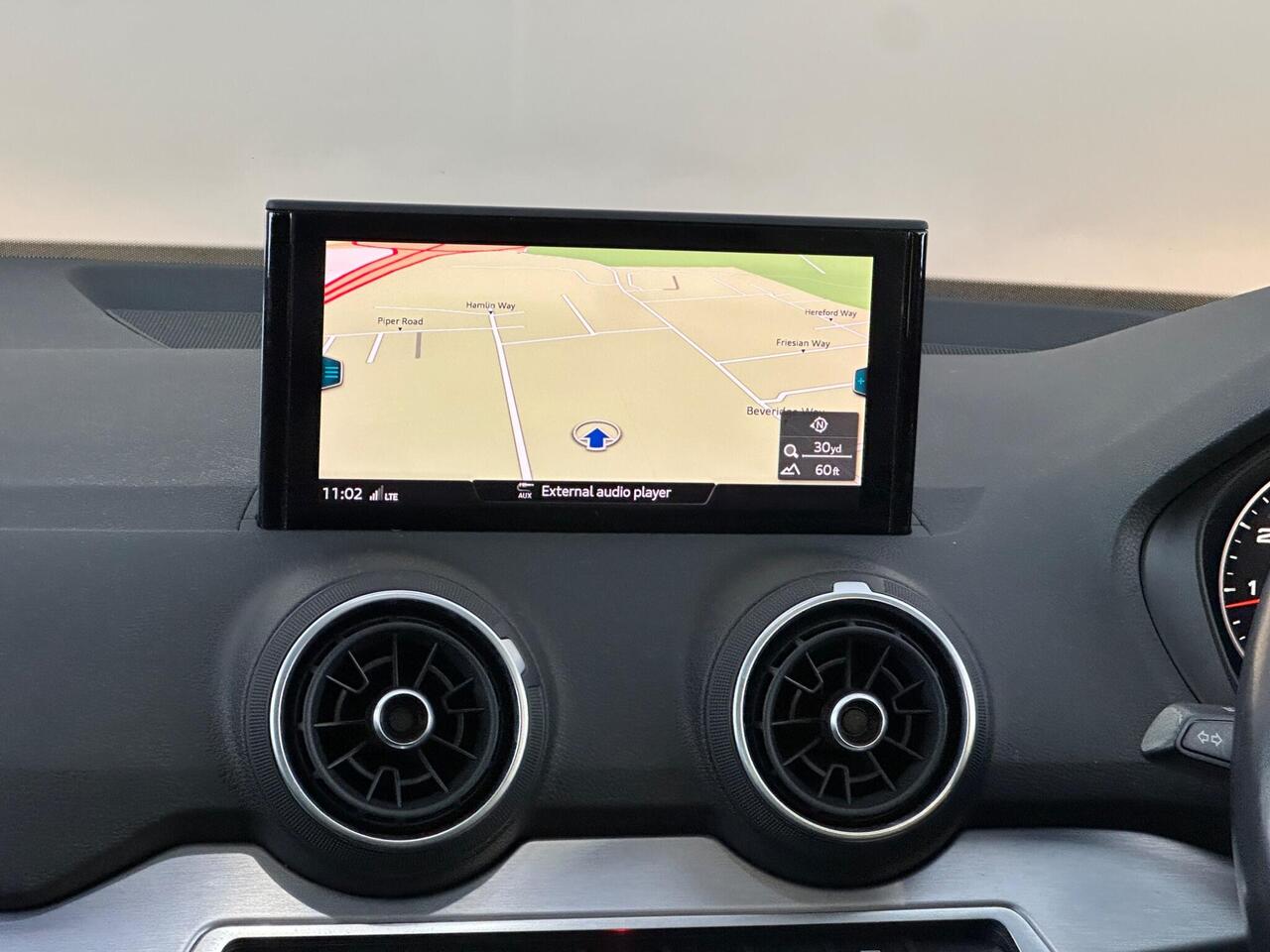 Audi Q2 OE66YSU