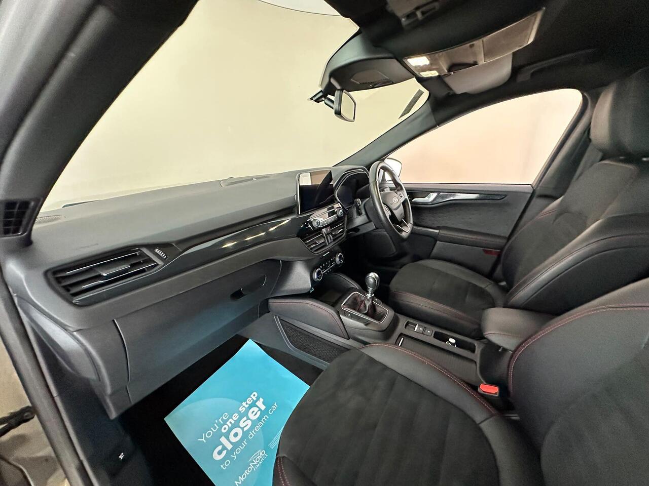 Ford Kuga YO21EHU