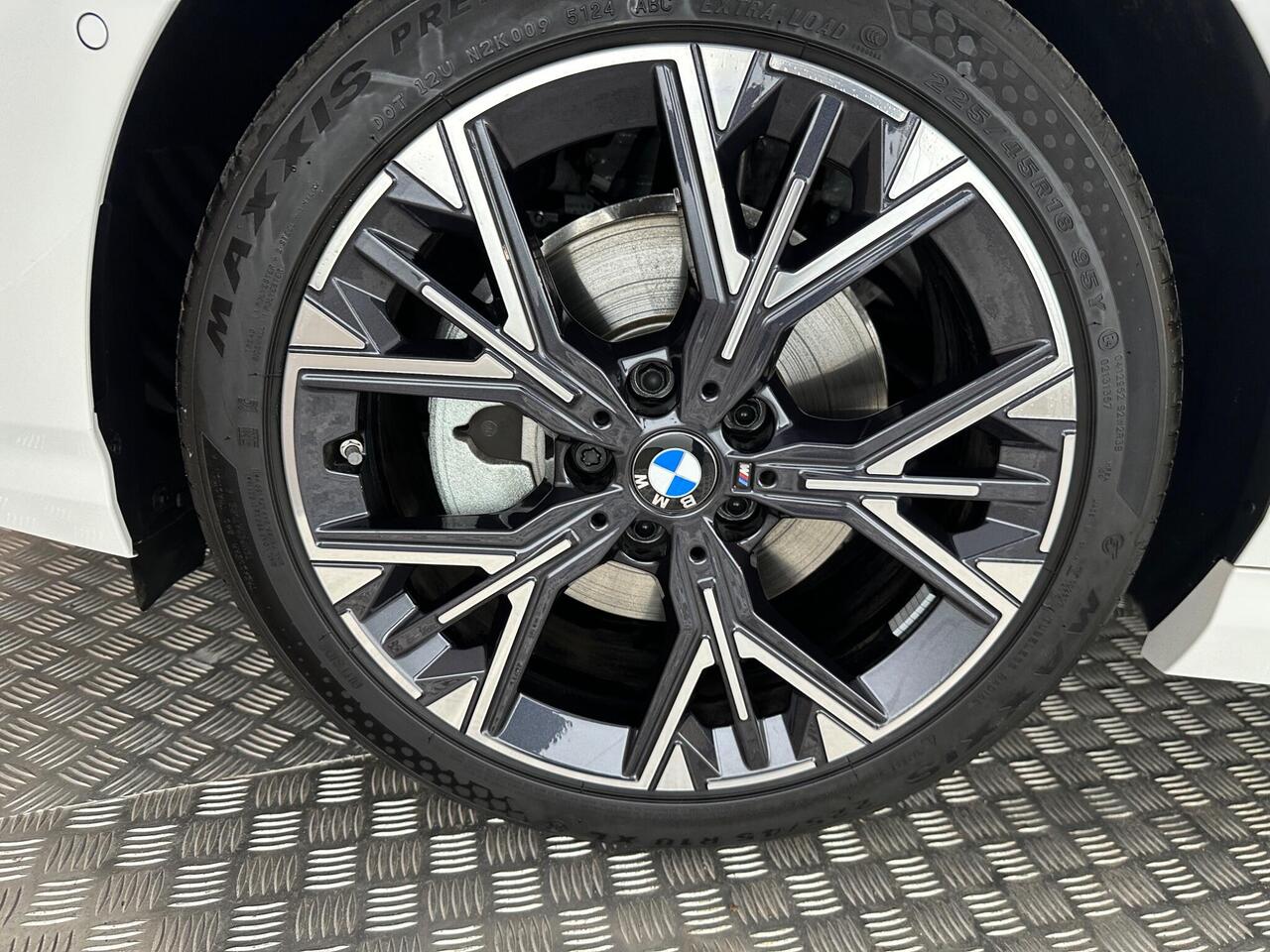 BMW 2 Series Gran Coupe KR25YXM