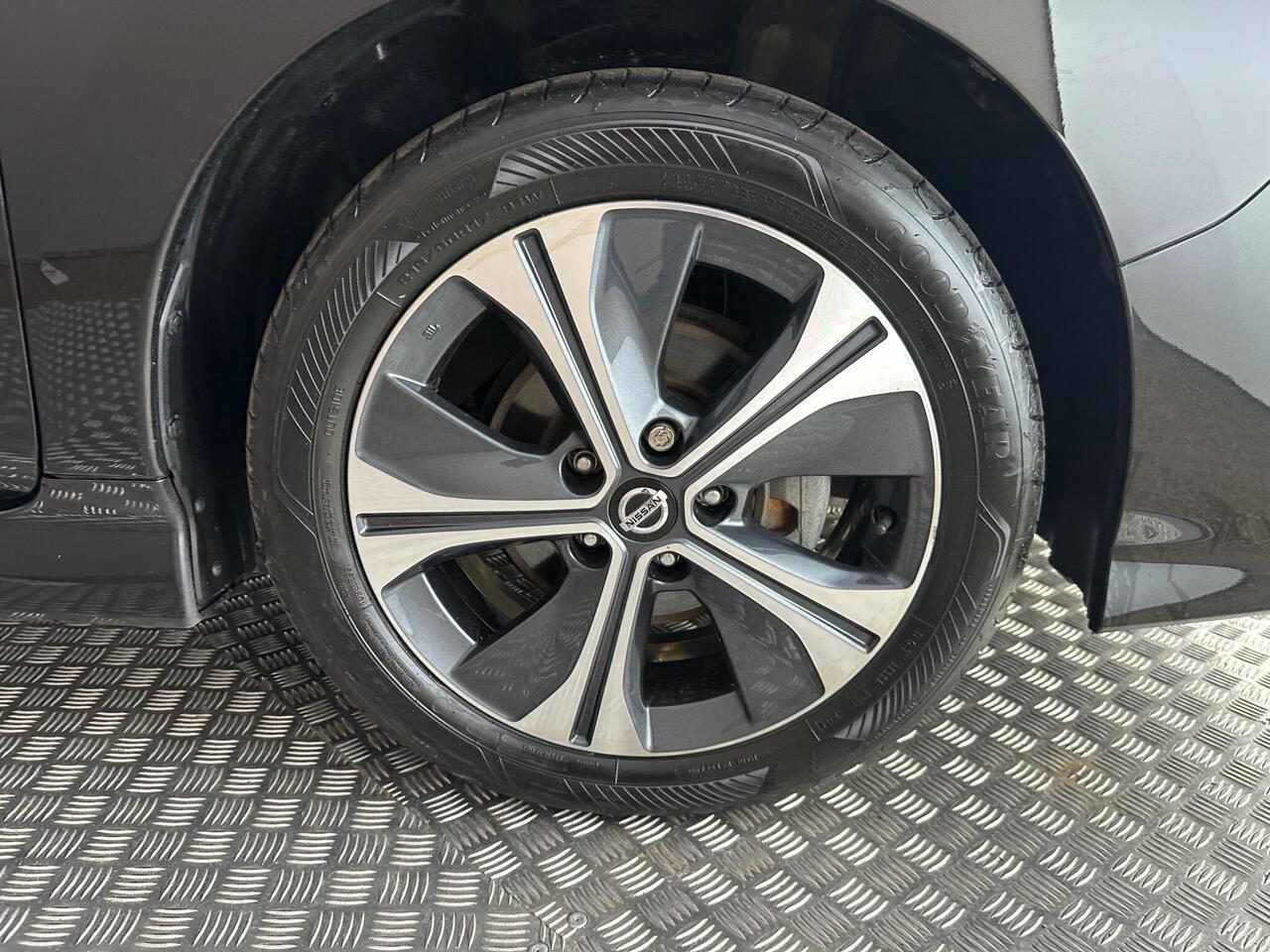 Nissan Leaf DN71WVL