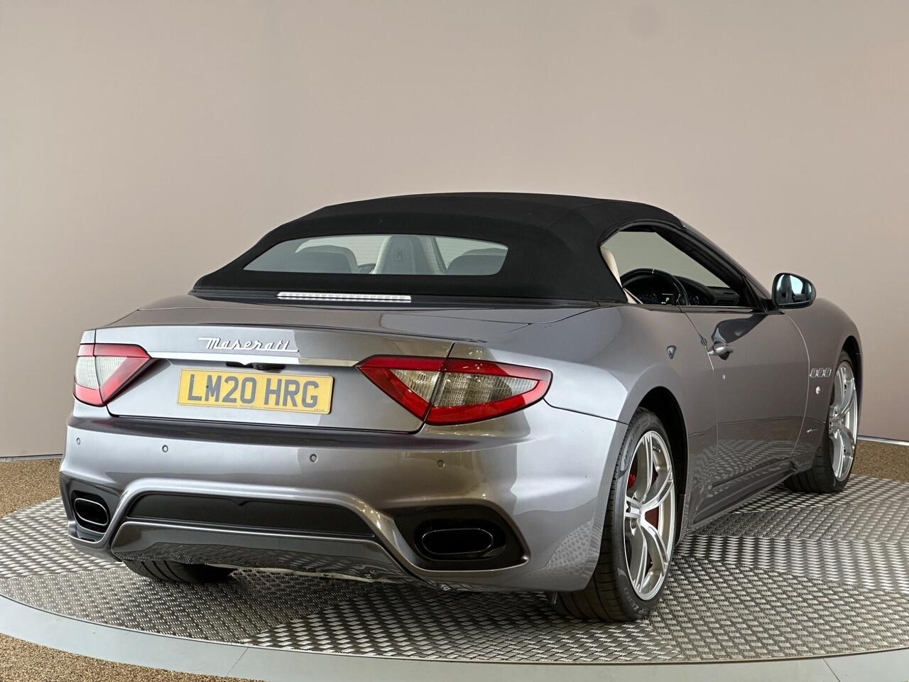 Maserati GranCabrio LM20HRG
