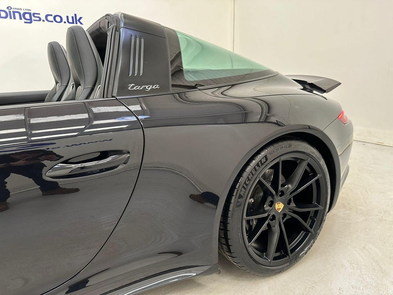 Porsche 911 PX18YDL