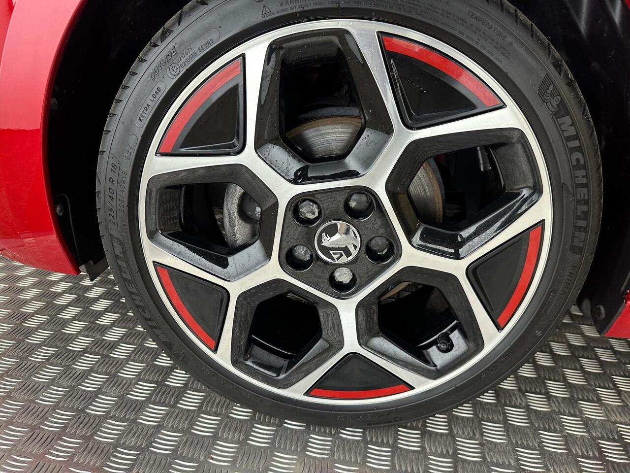 Vauxhall Astra SH24KNK