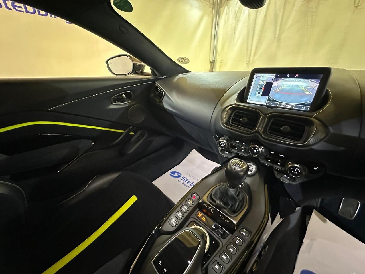 Aston Martin Vantage MV20UZG