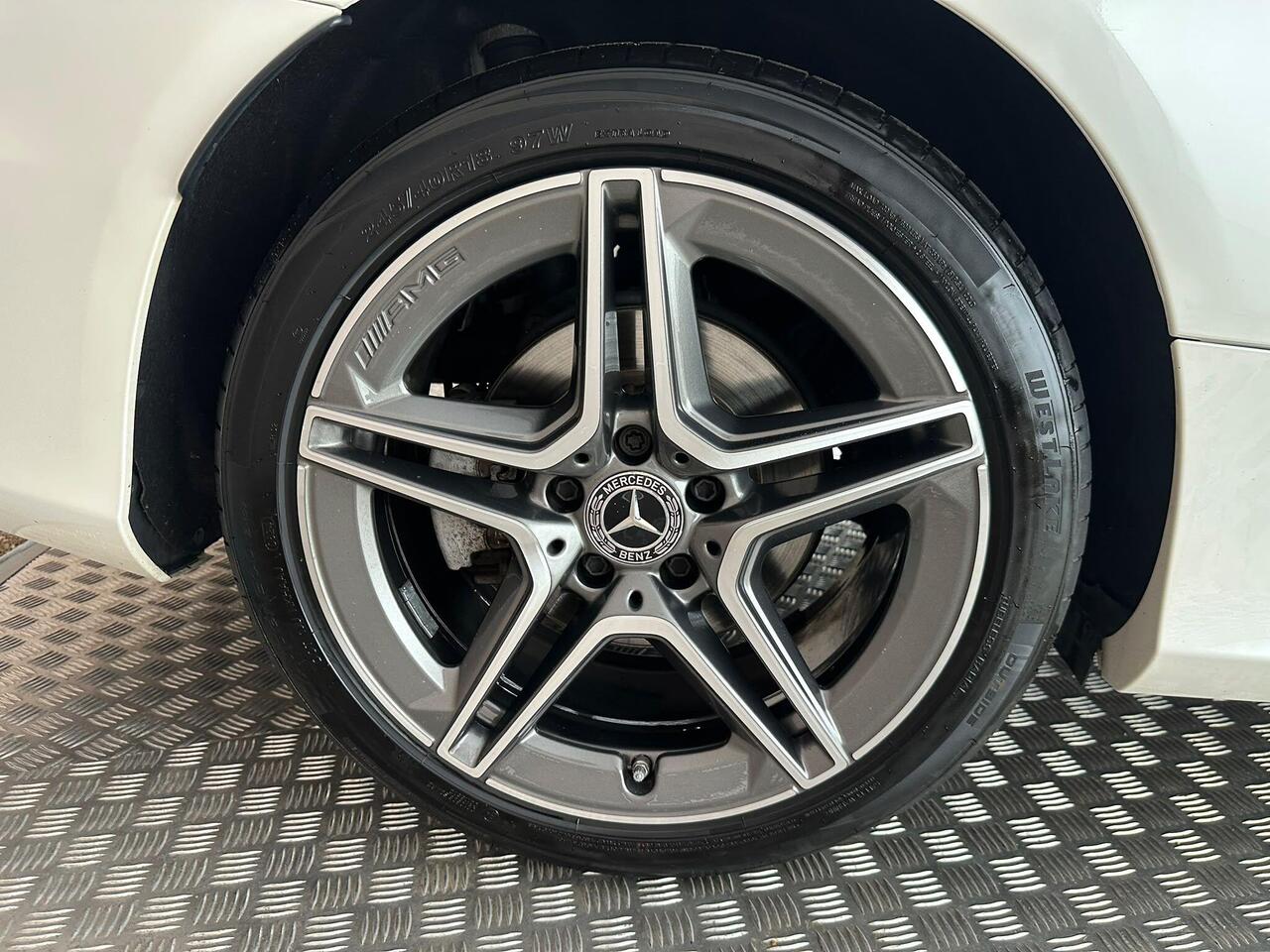 Mercedes-Benz C Class RO68FFV