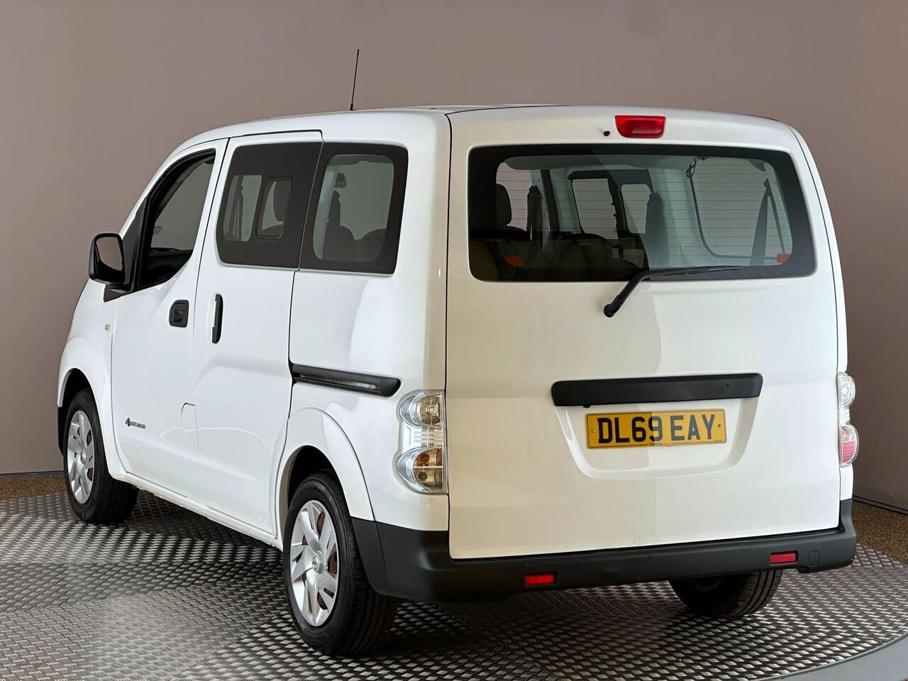 Nissan e-NV200 DL69EAY