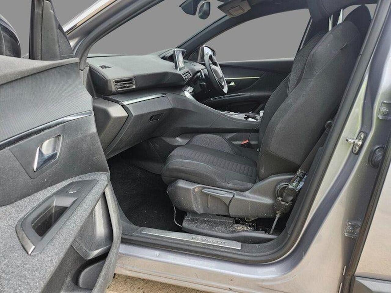 Peugeot 5008 DS23ZXC