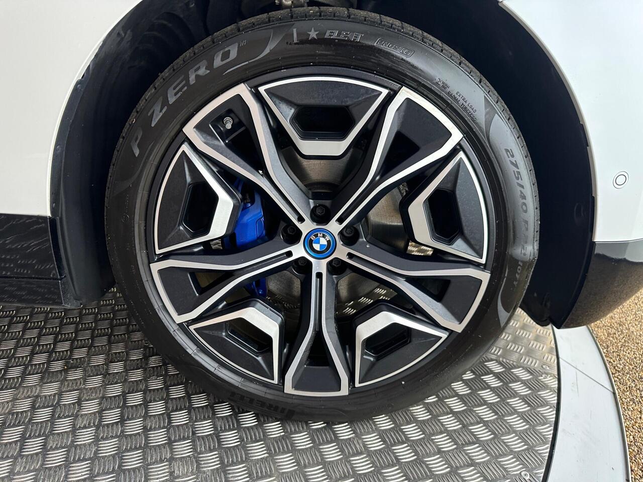 BMW iX SH71DHC