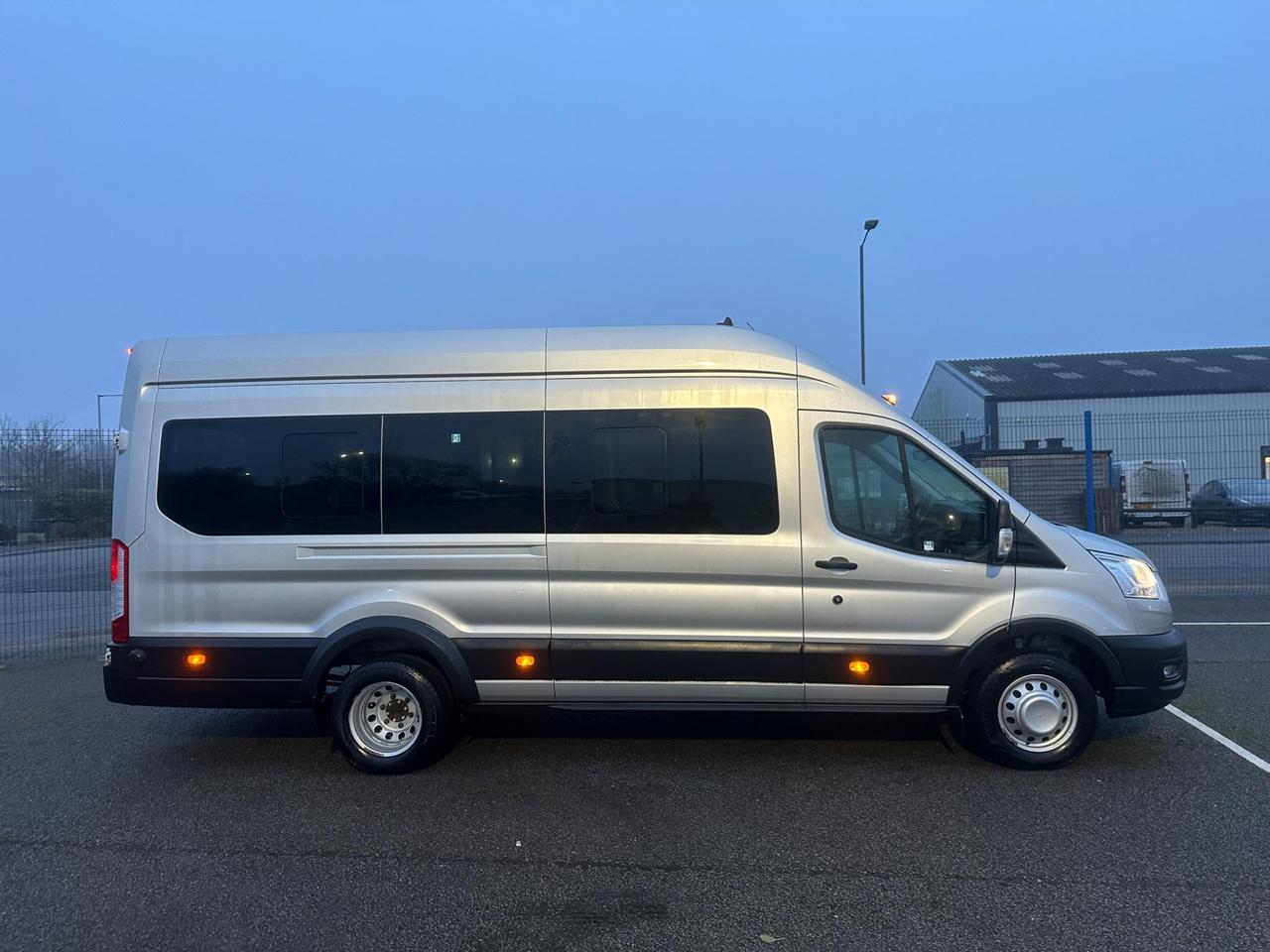 Ford Transit YR69FXG