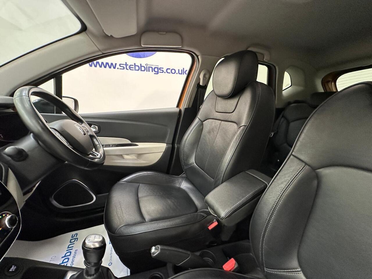 Renault Captur AU19SRZ